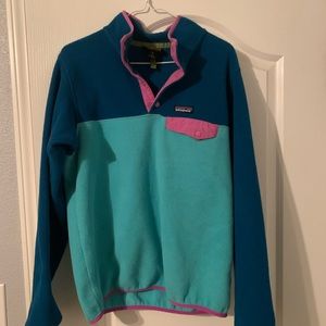 Size Medium Patagonia pullover